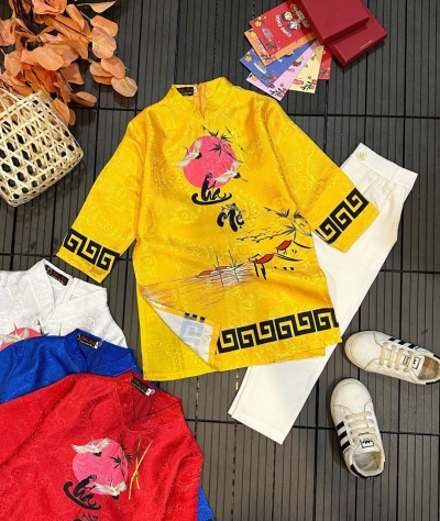 Áo Dài Hoạ Tiết Cha Mẹ Vàng 